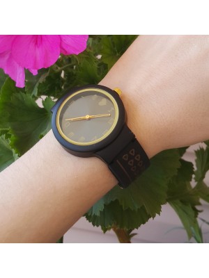 SPOR SİYAH SİLİKON İÇİ KALPLİ  BAYAN KOL  SAATİ